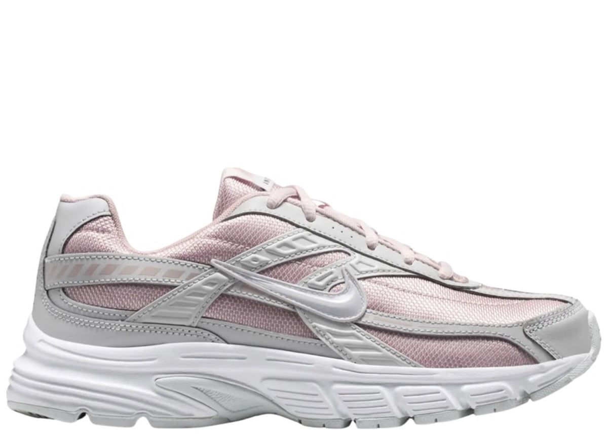 Nike Initiator Silt Red Photon Dust
