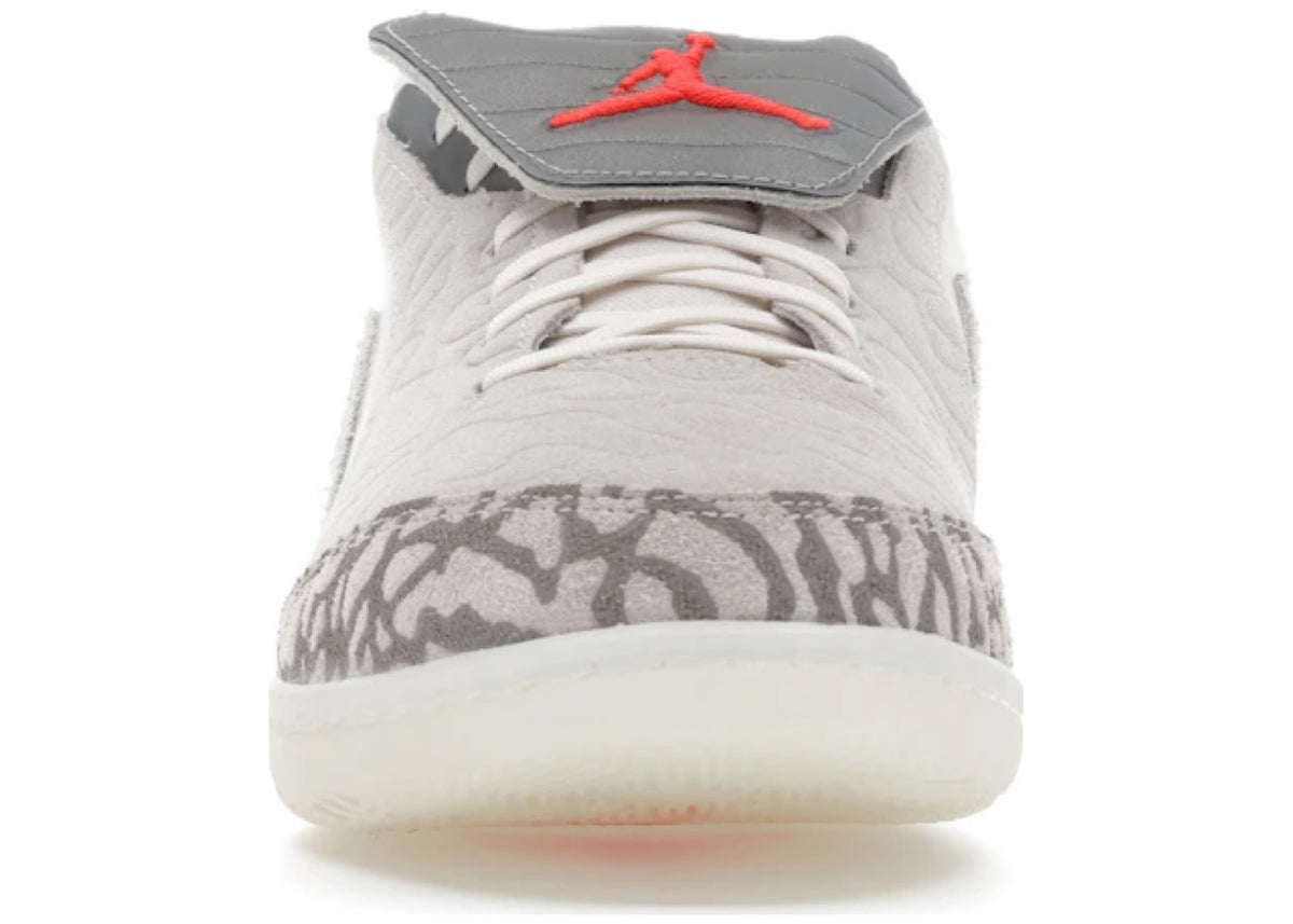 Jordan Tiempo Streetgato SE Phantom Sail