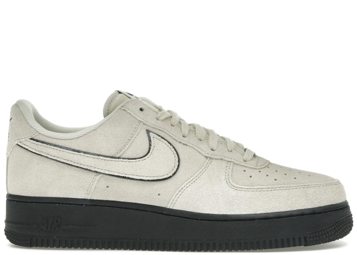 Nike Air Force 1 '07 LV8 Light Khaki Black