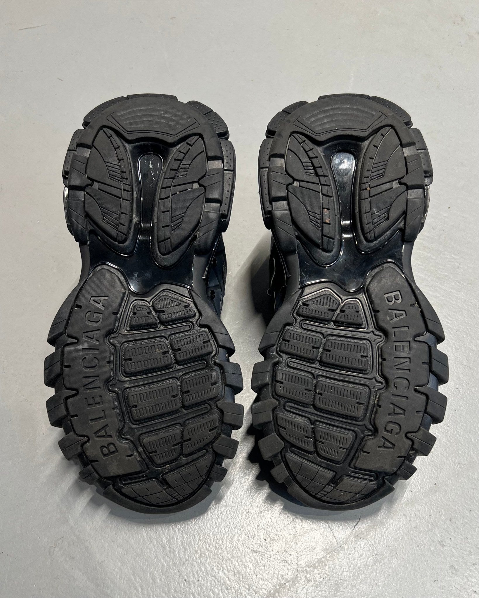 Balenciaga Track Runner Black