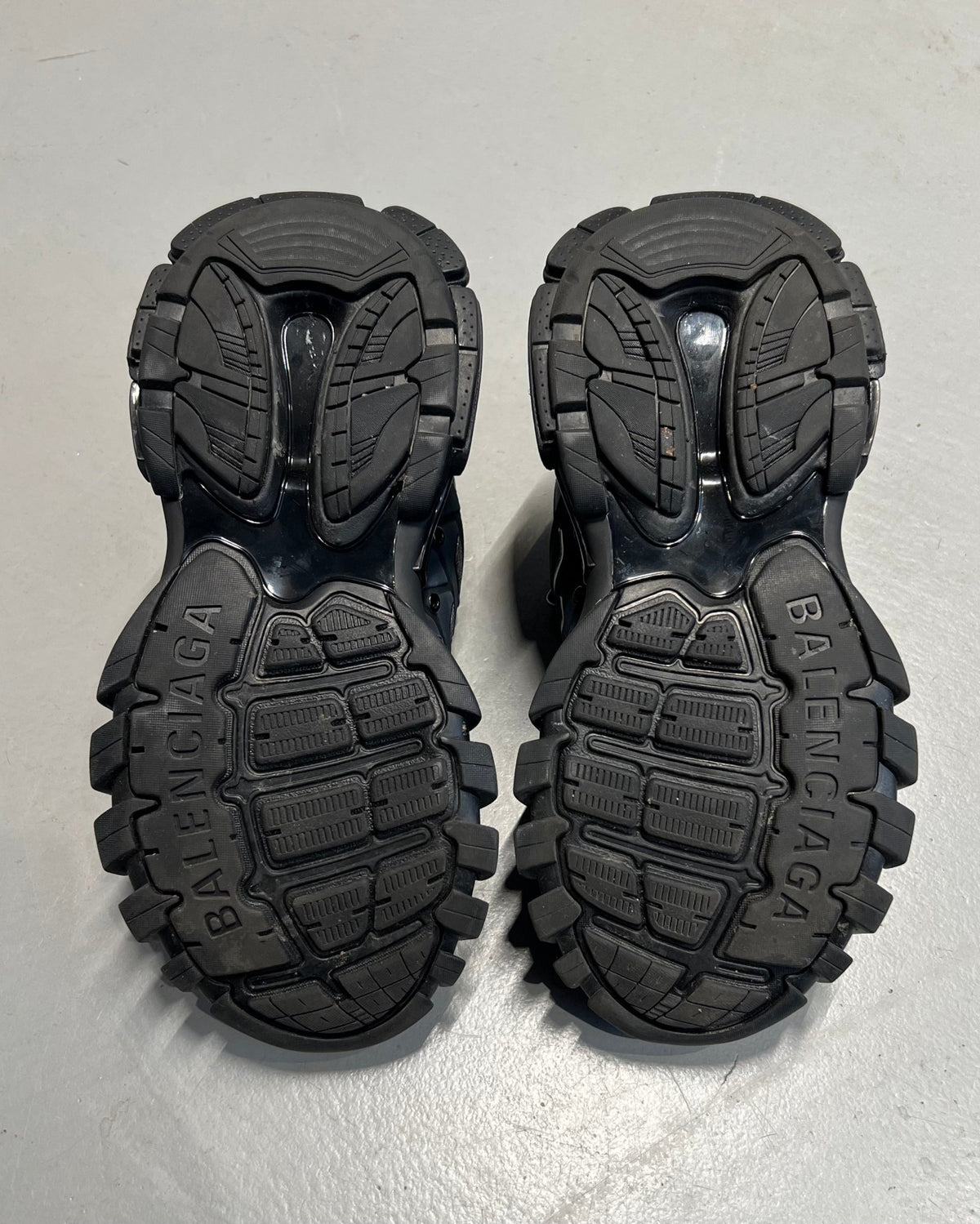 Balenciaga Track Runner Black