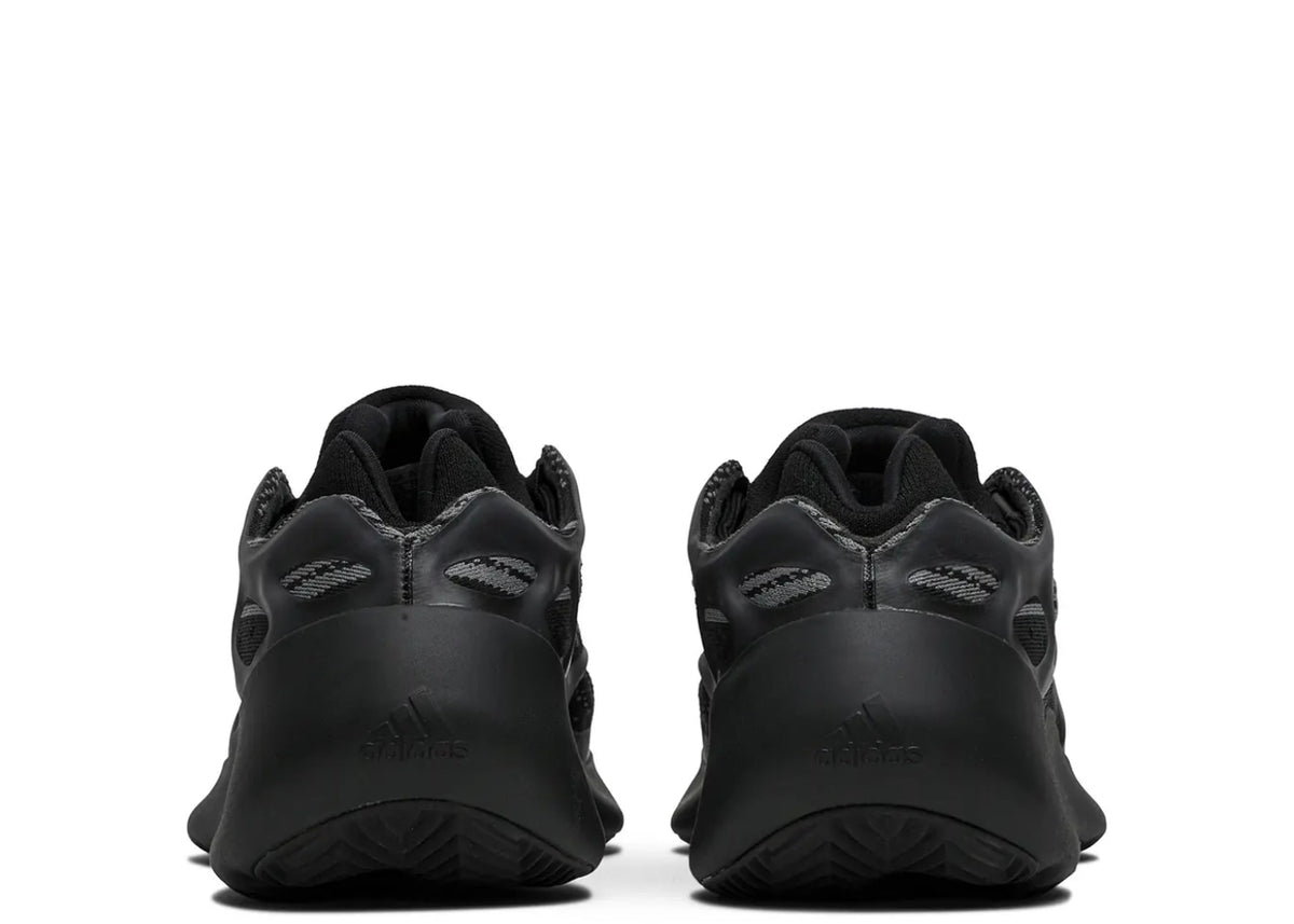 Yeezy 700 V3 Alvah