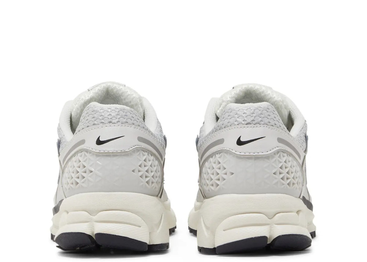 Nike Zoom Vomero 5 Photon Dust Metallic Silver (Women's)